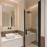 2 Appartements Porte A Porte Groupe & Famille